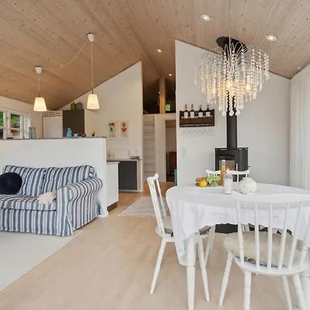 Gorgeous In With Kitchen * 보르콥
